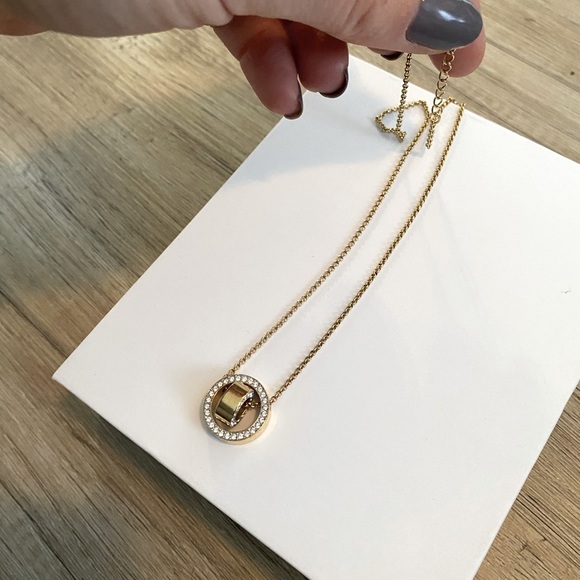 Swarovski Hollow Pendant- GOLD - Picture 7 of 7